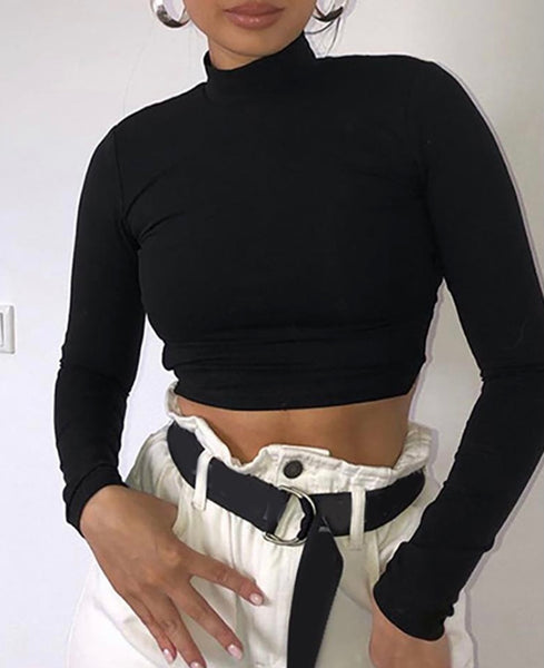 NO STRINGS ATTACHED CROP TOP