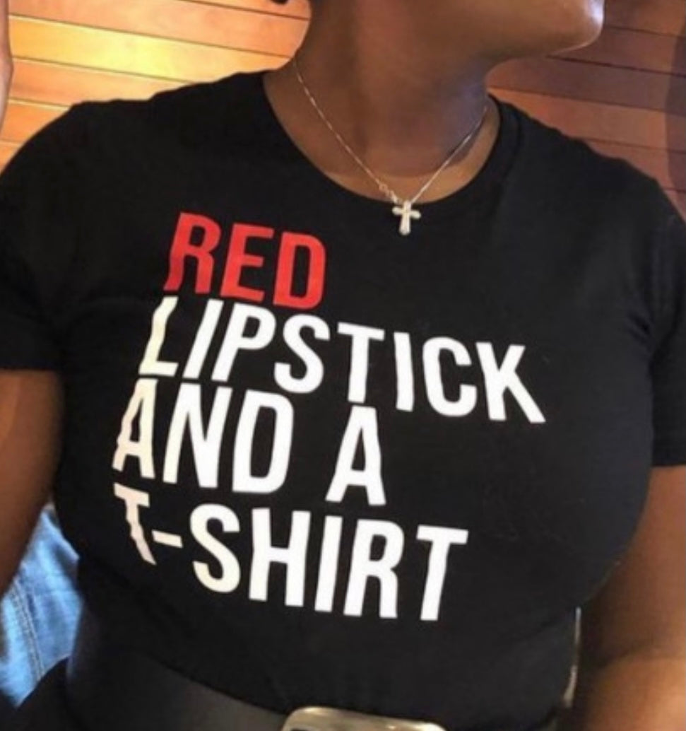 RED LIPSTICK TEE